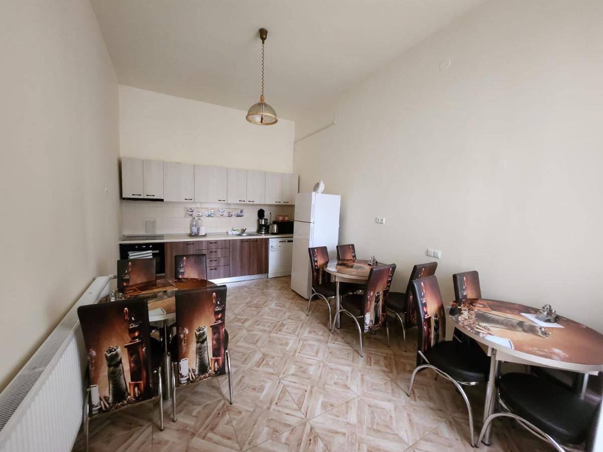 Antique Aparthotel Alba Iulia Eksteriør bilde