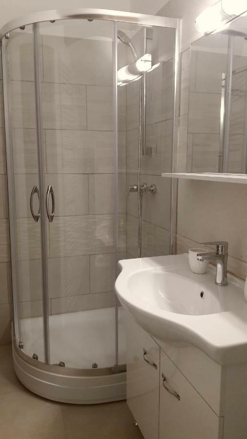 Antique Aparthotel Alba Iulia Eksteriør bilde