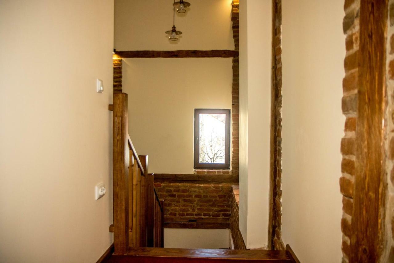Antique Aparthotel Alba Iulia Eksteriør bilde