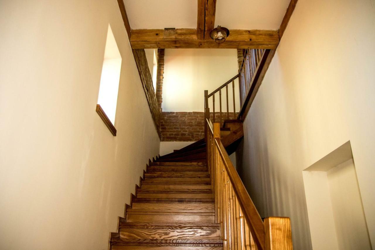 Antique Aparthotel Alba Iulia Eksteriør bilde