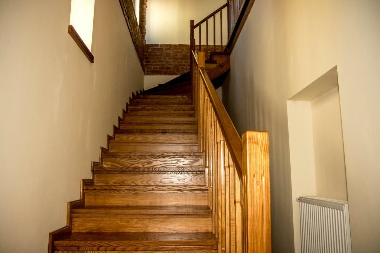Antique Aparthotel Alba Iulia Eksteriør bilde