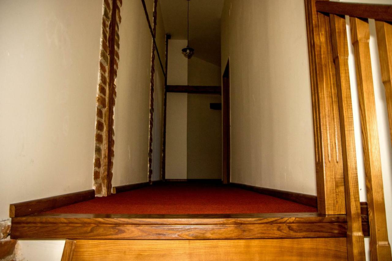 Antique Aparthotel Alba Iulia Eksteriør bilde